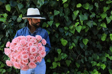 Load image into Gallery viewer, Spray Roses