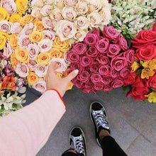 Load image into Gallery viewer, Assemble your own bouquet - Rosaholics
