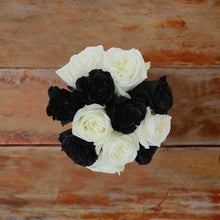 Load image into Gallery viewer, Ghost (exclusive) Halloween Rose Bouquet - Rosaholics