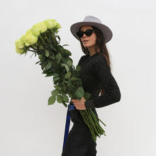 Load image into Gallery viewer, Extra-long roses up to 40 inches - Rosaholics