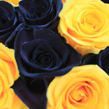 Load image into Gallery viewer, Black Sun (exclusive) Rose Bouquet - Rosaholics
