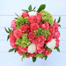 Load image into Gallery viewer, Pink Lemonade Fresh Flower Bouquet - Rosaholics
