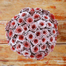 Load image into Gallery viewer, Cupid Rose Bouquet - Rosaholics

