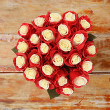 Load image into Gallery viewer, Dolce Amore Rose Bouquet - Rosaholics
