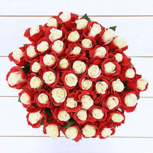 Load image into Gallery viewer, Dolce Amore Rose Bouquet - Rosaholics

