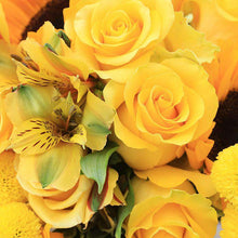 Load image into Gallery viewer, Golden Sun Flower Bouquet - Rosaholics
