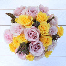 Load image into Gallery viewer, Astralis Fresh Flower Bouquet - Rosaholics
