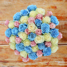Load image into Gallery viewer, Just Smiles Rose Bouquet - Rosaholics
