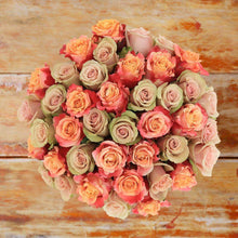 Load image into Gallery viewer, Primavera Rose Bouquet - Rosaholics
