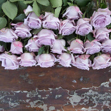 Load image into Gallery viewer, Vintage Fresh Rose Bouquet - Rosaholics
