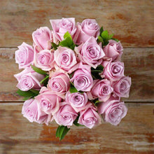 Load image into Gallery viewer, Vogue Rose Bouquet - Rosaholics
